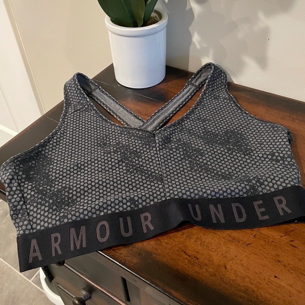 Under Armour Sports Bra